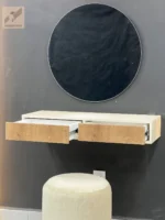 coiffeuse suspendu moustache tirroire ouvert