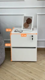 Table de nuit NOMA – Tiroirs cachés et Prise électrique intégrée – Image 2